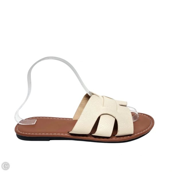 Sandals Flats By Clothes Mentor In Cream, Size: 8.5 Hot on Sale